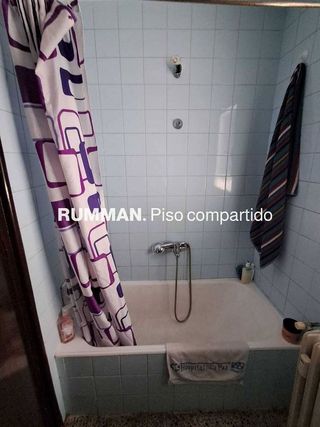 Piso en alquiler en Camino de Ronda - Rosaleda en Granada