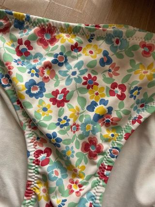 Lote 2 bikinis niña Zara floral