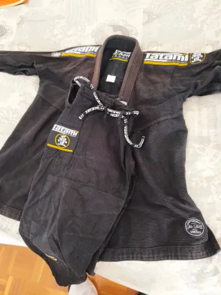 3Kimonos BJJ Tatami 1Gris Talla A2, 2 husosy2 negr