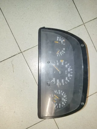 Cuadro de instrumentos Mercedes Vito 230V