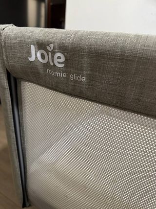 Cuna colecho Joie Roomie Glide Beige
