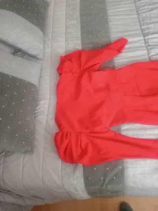 Vestido rojo fiesta flecos manga abullonada