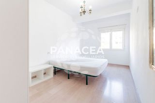 Piso en venta en Plaza de Toros - Santa Rita en Almería