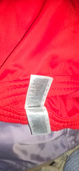 Pantalones de chándal Adidas rojos talla M