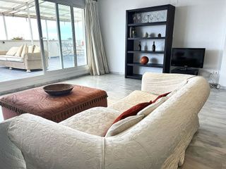 Piso en venta en Nueva Andalucía centro en Marbella