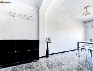 Piso en venta en San Agustín en Alicante