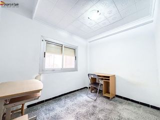 Piso en venta en San Agustín en Alicante