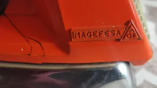 Plancha Vintage Magefesa Naranja