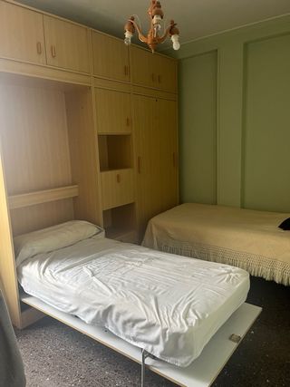 Mueble dormitorio 2 camas madera