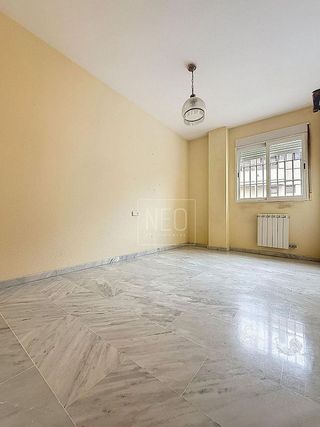 Piso en venta en Bola de Oro - Serrallo en Granada