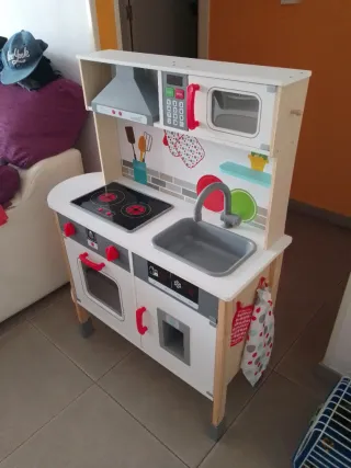 Cocina de madera para niños