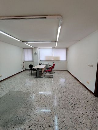 Oficina en venta en Plaza España - Villa Pilar - Reyes Católicos - Vadillos en Burgos