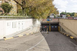 Garaje en venta en Reyes Católicos en Alcalá de Henares