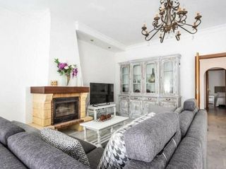 Chalet en alquiler en Río Real en Marbella