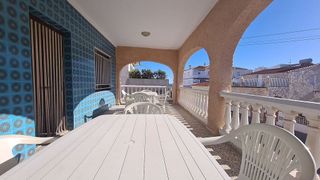 Chalet en alquiler en Oliva Playa en Oliva