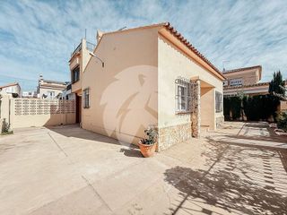 Chalet en alquiler en Zona Pueblo en Eliana (l´)