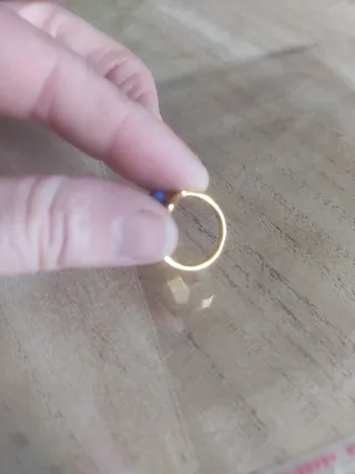 Anello ottone dorato con pietra blu