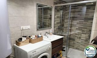 Piso en venta en Port Esportiu - Puig Rom - Canyelles en Roses