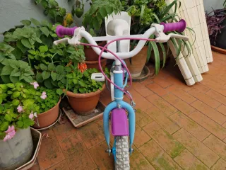 Bicicleta Frozen para niña