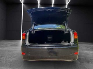 Lexus IS 220d Luxury 130 kW (177 CV)