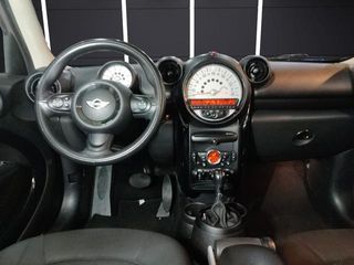 MINI MINI Countryman Cooper D ALL4 82 kW (111 CV)