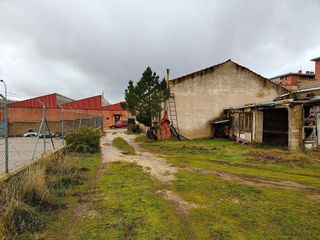 Nave industrial en venta en Eduardo Saavedra - Eloy Sanz Villa en Soria