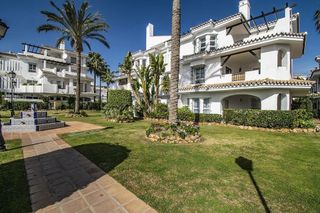 Ático en venta en Puerto Banús en Marbella