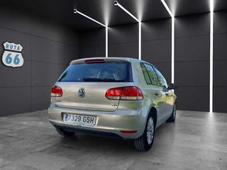 Volkswagen Golf Advance 1.6 TDI DPF 77 kW (105 CV)