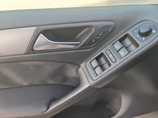 Volkswagen Golf Advance 1.6 TDI DPF 77 kW (105 CV)