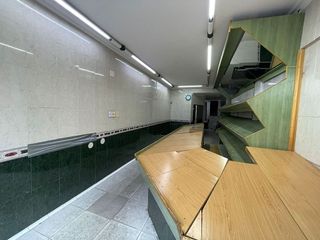 Local comercial en venta en Gamonal en Burgos