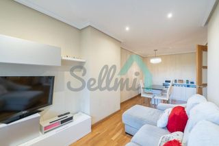 Piso en venta en Zona Teatro Campoamor en Oviedo