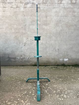 Encorchadora manual para botellas de vino