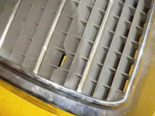 Rejilla Delantera Mercedes Benz W124