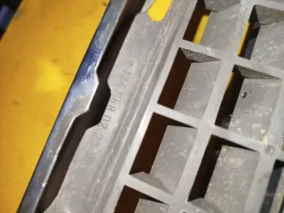 Rejilla Delantera Mercedes Benz W124