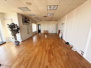 Nave industrial en venta en Villamuriel de Cerrato