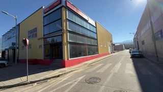 Nave industrial en venta en Zubia (La)