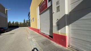 Nave industrial en venta en Zubia (La)