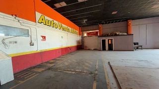 Nave industrial en venta en Zubia (La)