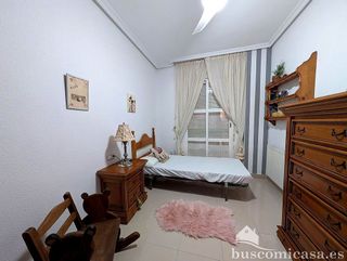 Piso en venta en Linares