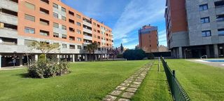 Piso en venta en Portillejo - Valdegastea en Logroño