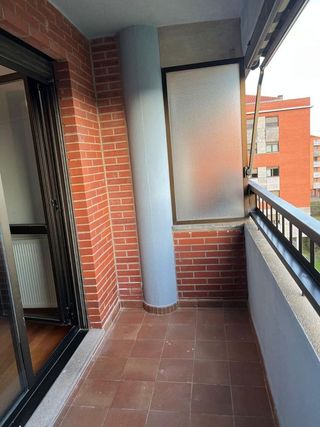 Piso en venta en Portillejo - Valdegastea en Logroño