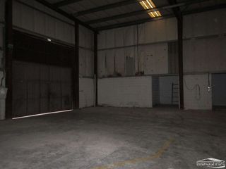 Nave industrial en venta en Lucena