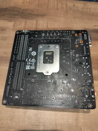 Gigabyte GA-H110N Placa Base Mini ITX LGA1151