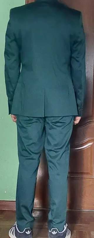 TRAJE CHICO VERDE: Chaqueta, Chaleco y Pantalón