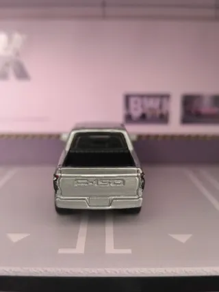 Matchbox Ford F-150 Lightning 70 Aniversario