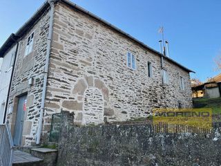 Chalet en venta en Sarria