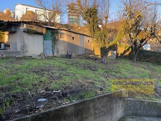 Chalet en venta en Sarria