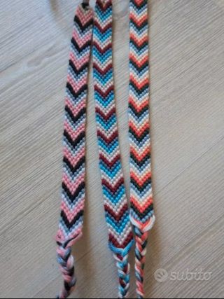 Braccialetti fatti a mano