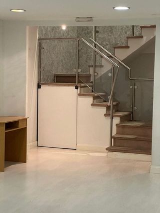 Local comercial en alquiler en Campo San Francisco - Plaza de América en Oviedo