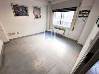 Piso en venta en Plaza España - Villa Pilar - Reyes Católicos - Vadillos en Burgos